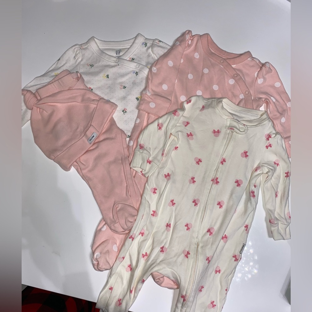 Baby Gap pajamas bundle